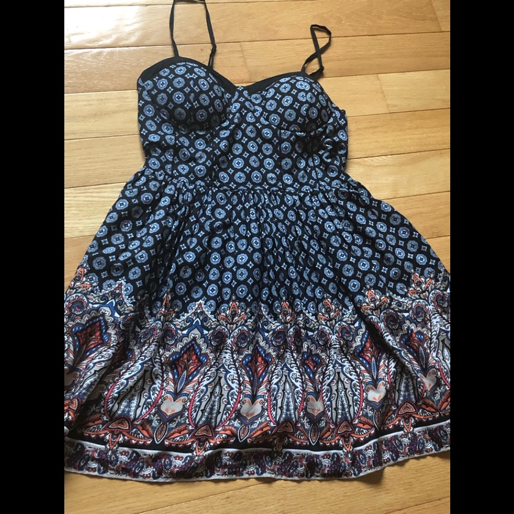 Like New! American Rag Juniors Large